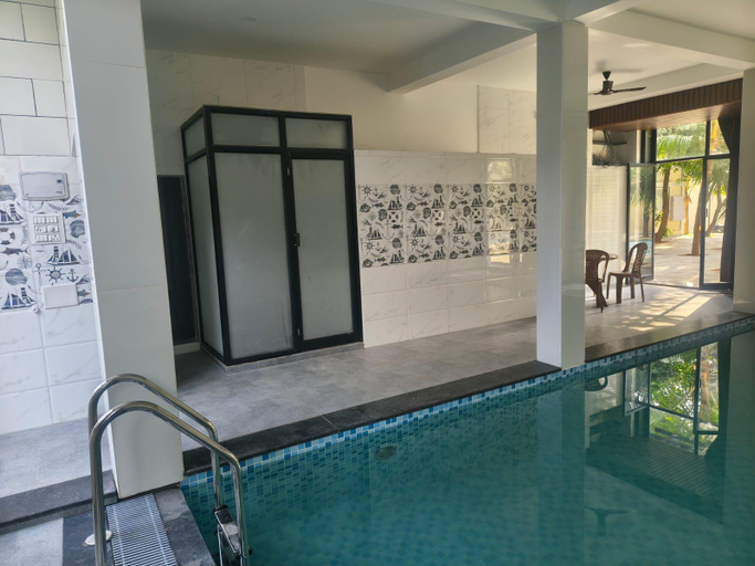 Swimming pool 5, Greenway Retreat Resort, Viluppuram