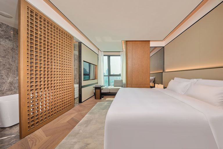 Room 2, HUAMAN HOUSE, Shenzhen