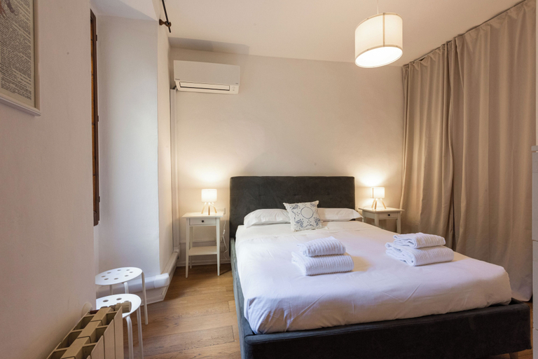 Room 3, Casa Gioia by MMega, Florence