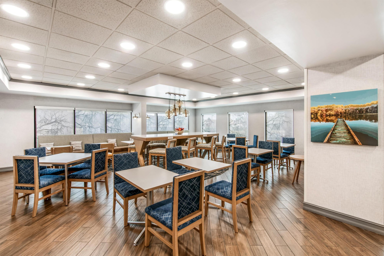 Food & Drinks 5, Hampton Inn Milledgeville, Baldwin