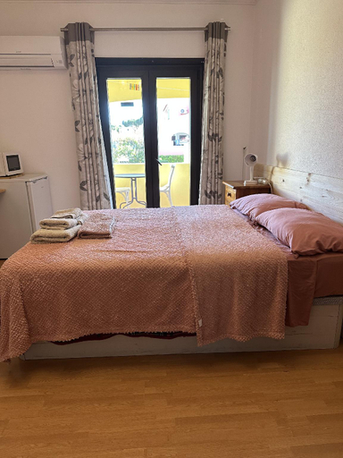 Bedroom 3, Casa Amarela, Faro