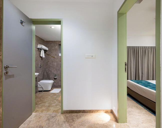 Bathroom 4, Orchid Hotel Panchgani, Satara