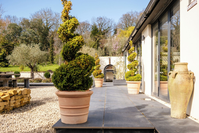 Terrace/patio 3, Stunning 1 BD Home in Worcestershire, Worcestershire