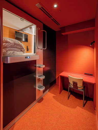 Bedroom 3, Capsule inn Osaka - Caters to Men, Osaka