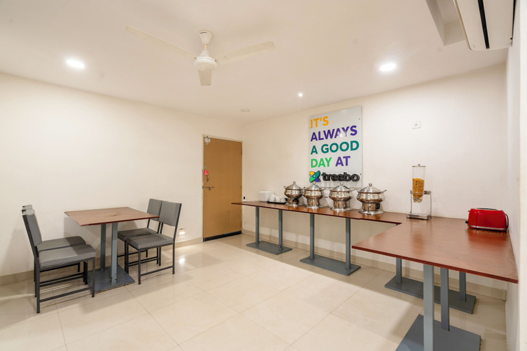 Food & Drinks 5, Treebo Living Tree opposite Khairatabad Metro, Hyderabad