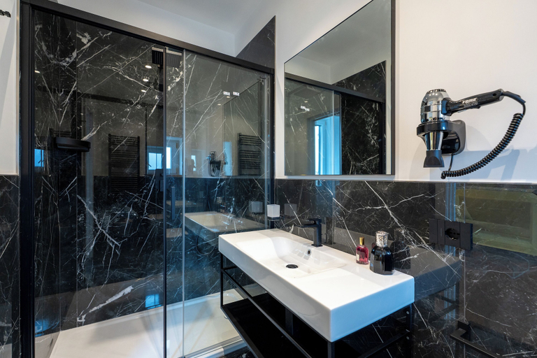 Bathroom 2, YourHome - Casa Iovino, Napoli