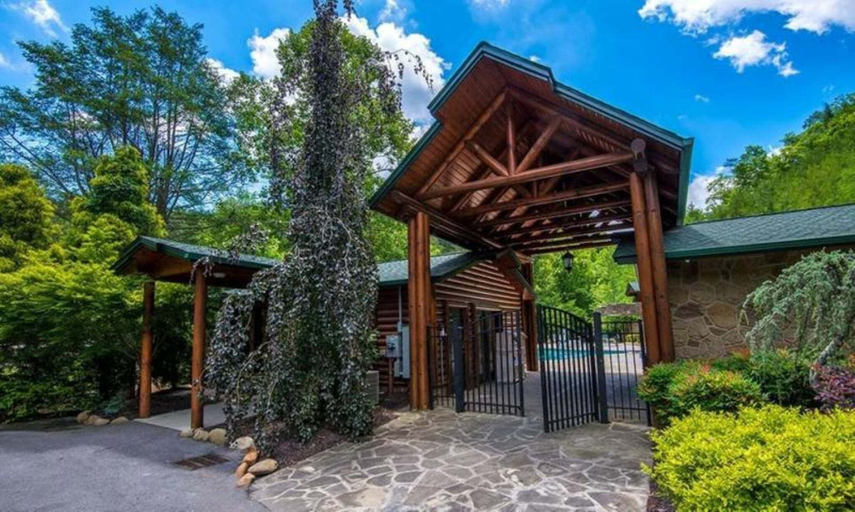 Exterior 4, Gatlinburg Views Lodge 5 Bedroom Cabin, Sevier