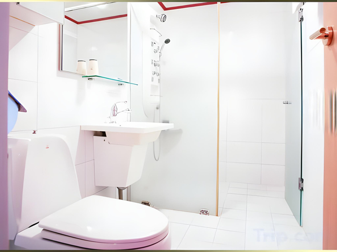 Bathroom 5, Jeju Golf Hotel, Jeju