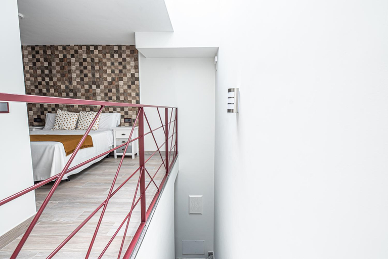 Others 5, Ocean Suites A5, Huelva