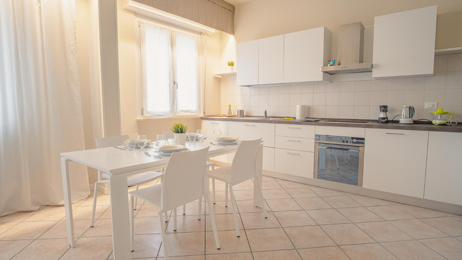 Others 2, Sweet Lake Apartment - Italian Homing, Brescia