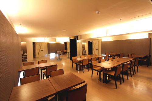 Food & Drinks 3, Shan Yue Resort, Taipei City