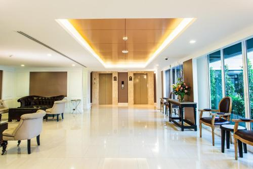 Lobby 3, Cinnamon Residence, Chatuchak