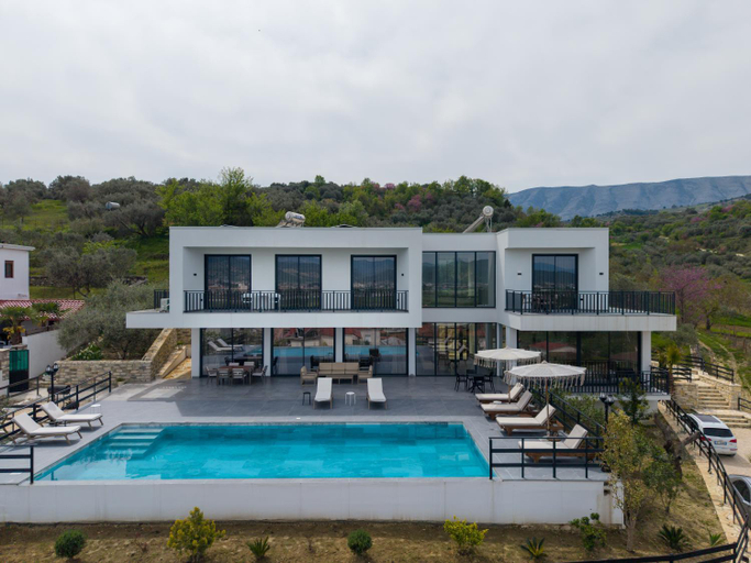 Sport & Beauty, Vila Palma, Beratit