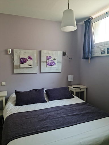 Bedroom 3, Auberge des 7 Tours, Lot