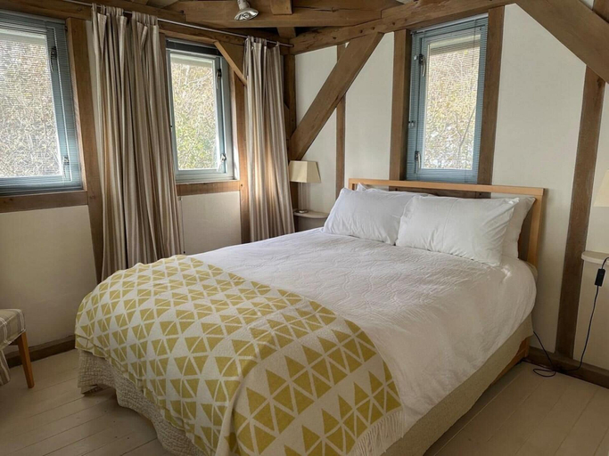 Room 4, Tigh na Mara - Sleeps 4, Sea Views & Pet Friendly, Highland