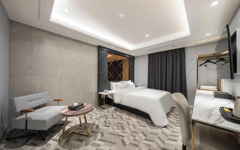 Room 4, Siwol Hotel, Seongnam