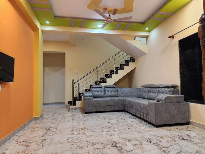 Interior 4, Nature's embrace villa By Glitz, Raigarh
