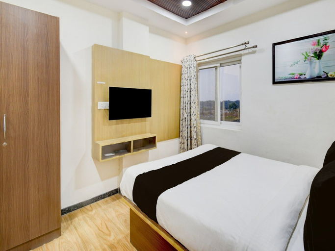Room 4, Deluxe Super Collection O Kollur Prime, Medak