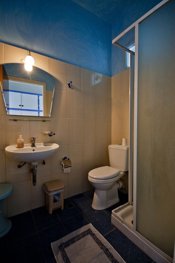 Bathroom, Pandrossos, South Aegean