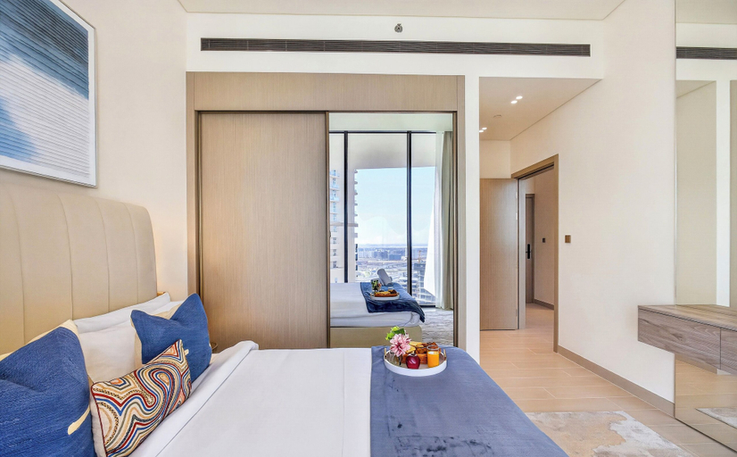 Room 4, WYZ RENT|1BR Spa Suite With Private Jacuzzi, Dubai