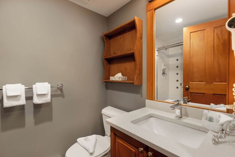 Bathroom 4, Horstman House By Whistler Premier, Squamish-Lillooet