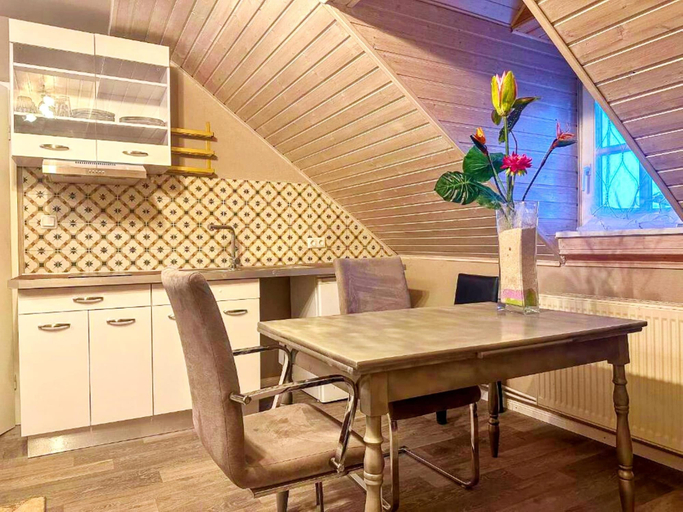 Dining, Gemutliche Wohnung in Konz an der Mosel, Trier-Saarburg