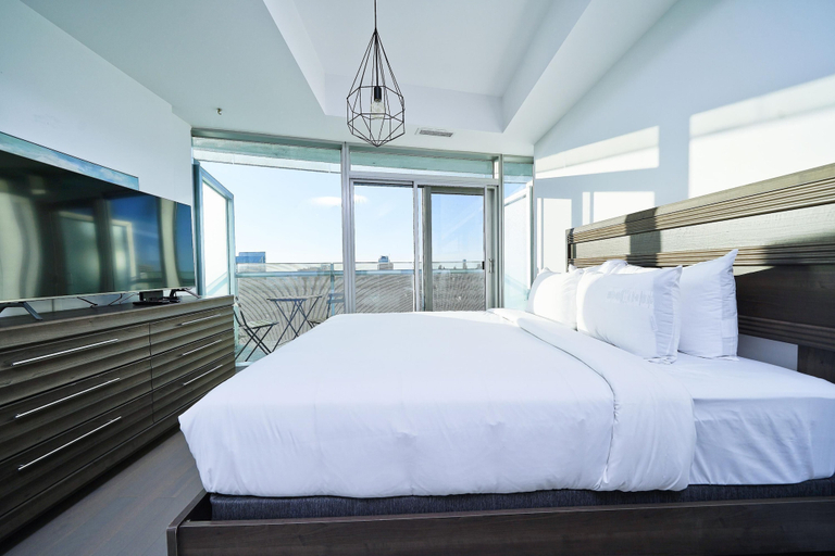 Room 5, Grand Central Residences, Toronto