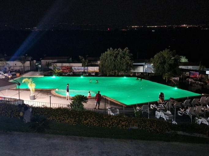 Outdoor pool, Sivillage, Catania