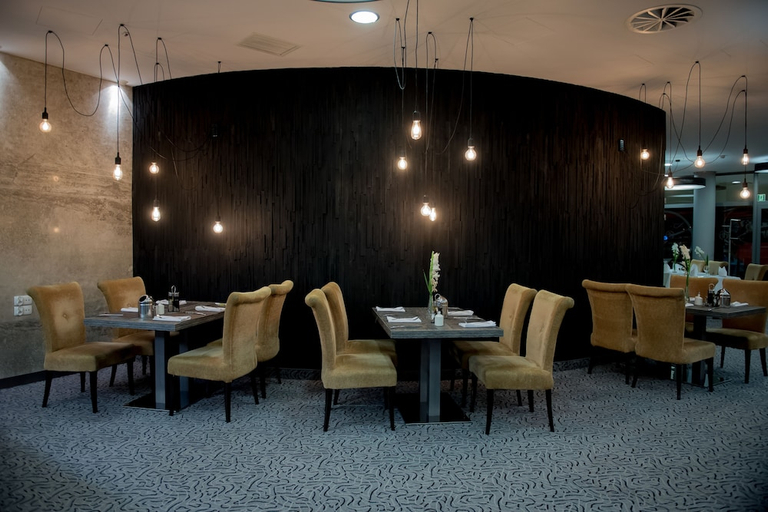 Food & Drinks 4, Haston City Hotel, Trzebnica