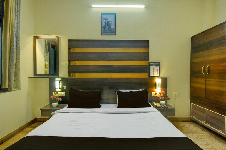 Room 5, Deluxe Aishwarya Inn, Jaipur