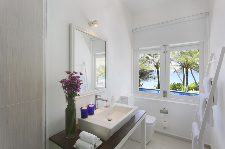 Others 5, White Villa, Balapitiya