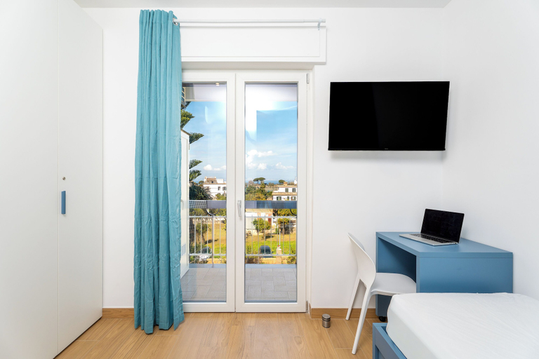 Room 5, YourHome - Il Nido Apartments, Napoli