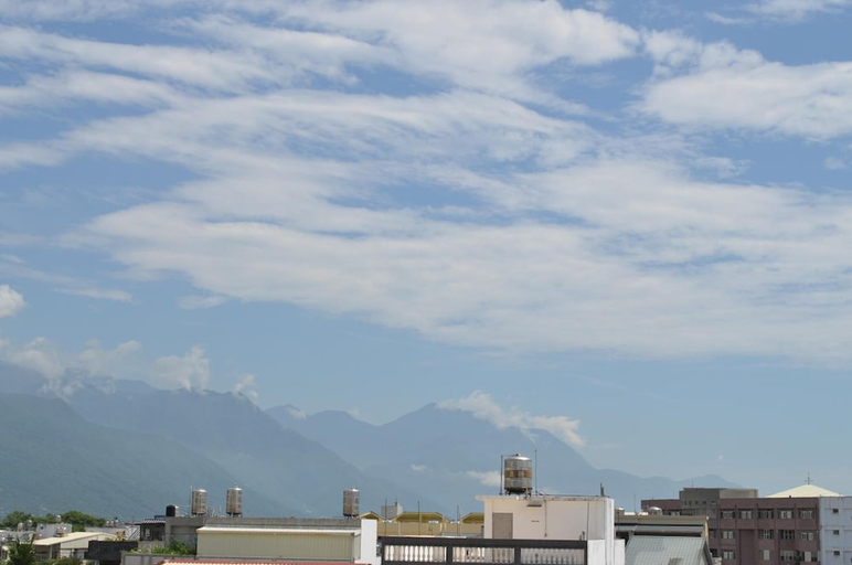Exterior & Views, Hualien Holo Hostel Hotel, Hualien