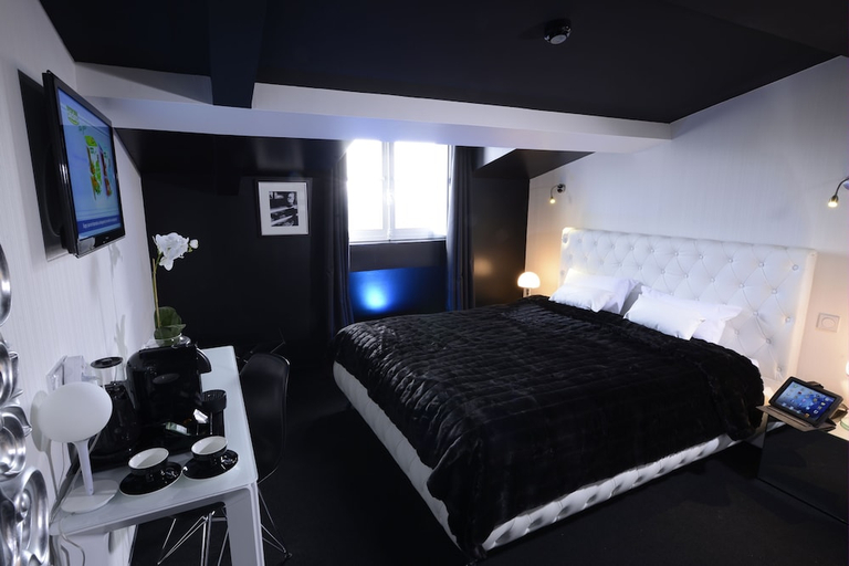 Bedroom 2, Art Hôtel Rochecorbon, Indre-et-Loire