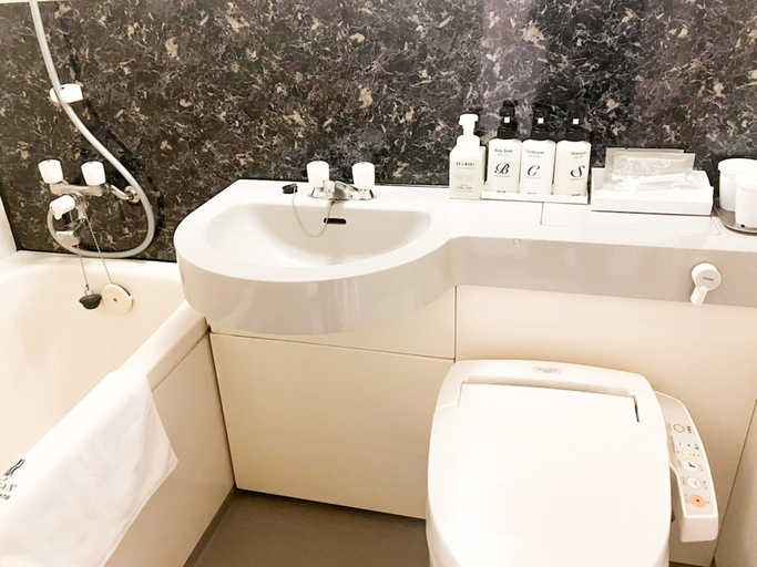 Bathroom 5, HOTEL LiVEMAX BUDGET Yokohama Kannai, Mori