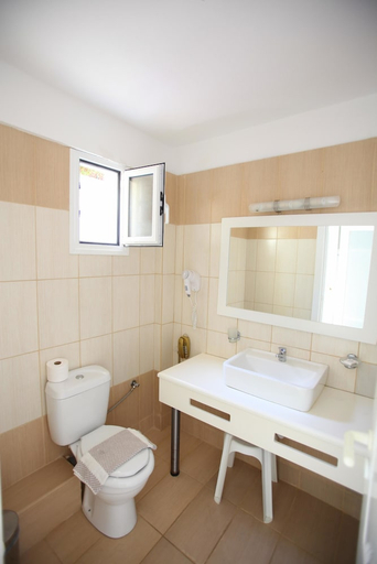 Bathroom 5, Argo Maisonettes & Suites, Ionian Islands