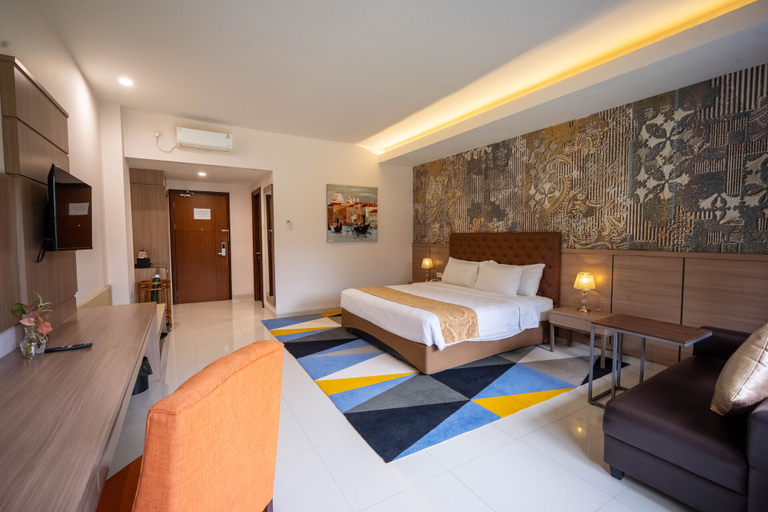 bedroom 12