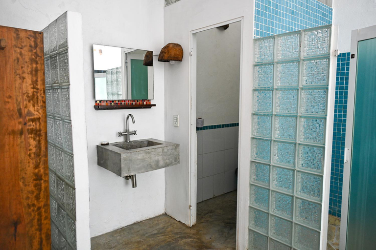 Bathroom 4, Casa Daikiri, Dist. Pochutla