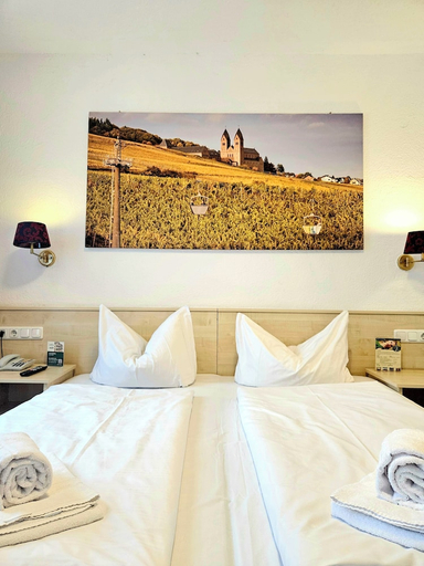 Bedroom 2, Weinhotel des Riesling Zum Grünen Kranz, Rheingau-Taunus-Kreis