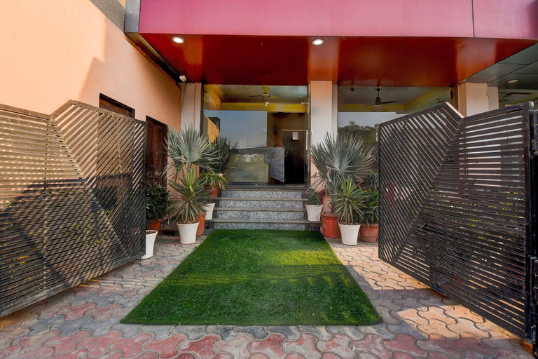Reception 2, Deluxehotel Vanshil, Jaipur
