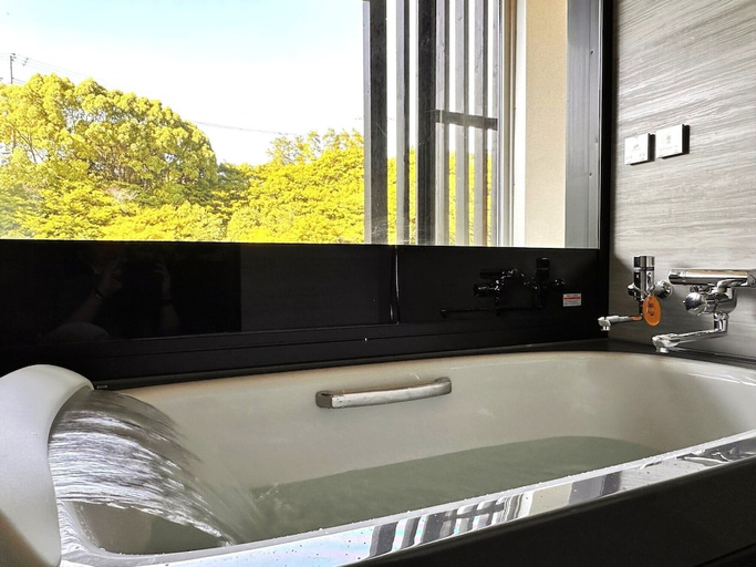 Bathroom 5, Arima Kirari, Nishinomiya