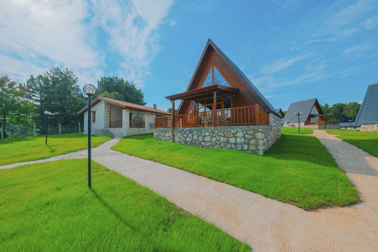 Exterior 4, KASTİLYA KIRSAL TURİZM TESİSİ, Merkez