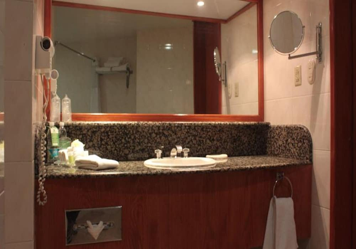 Bathroom 4, Hotel Misión Toreo Centro De Convenciones, Naucalpan de Juárez