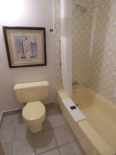 Bathroom 4, Dilworth Inn, Central Okanagan