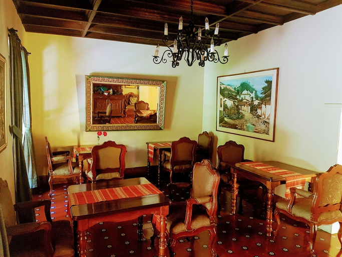 Food & Drinks, Casa Carmel Bed & Breakfast, ZONA 3