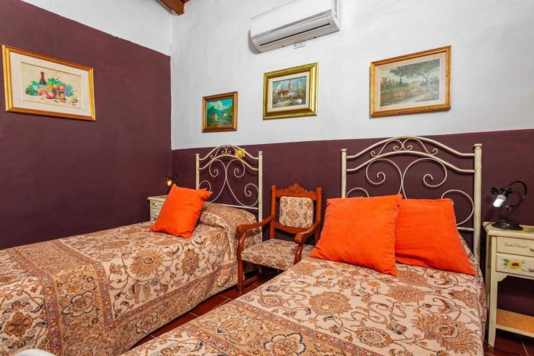 Bedroom 3, Etnalandhauser, Catania