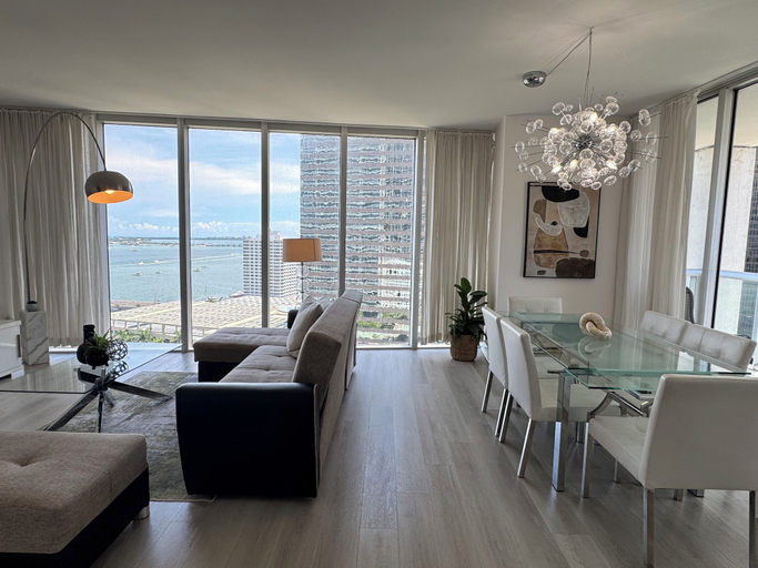 Living area 5, The Stayora Luxury Suites - W Miami, Miami-Dade