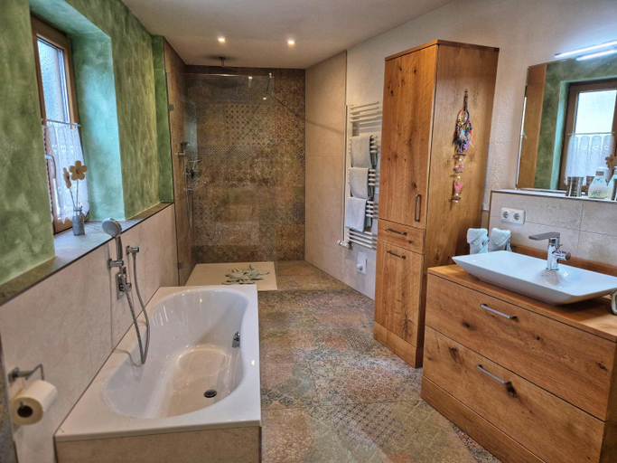 Bathroom, Gastehaus Watzmannblick, Berchtesgadener Land