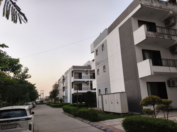 Exterior 5, Vrindavan Stays Near Burja Rd, Mathura