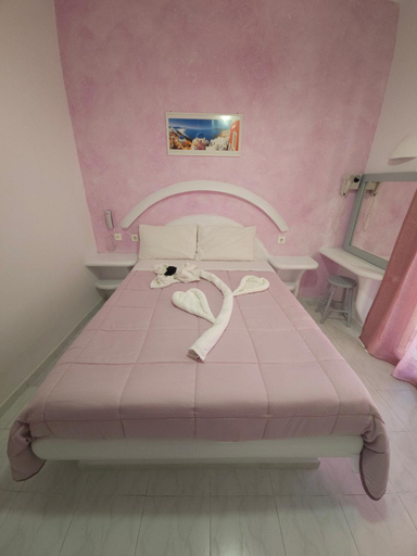Bedroom 4, Hotel Palladion, South Aegean